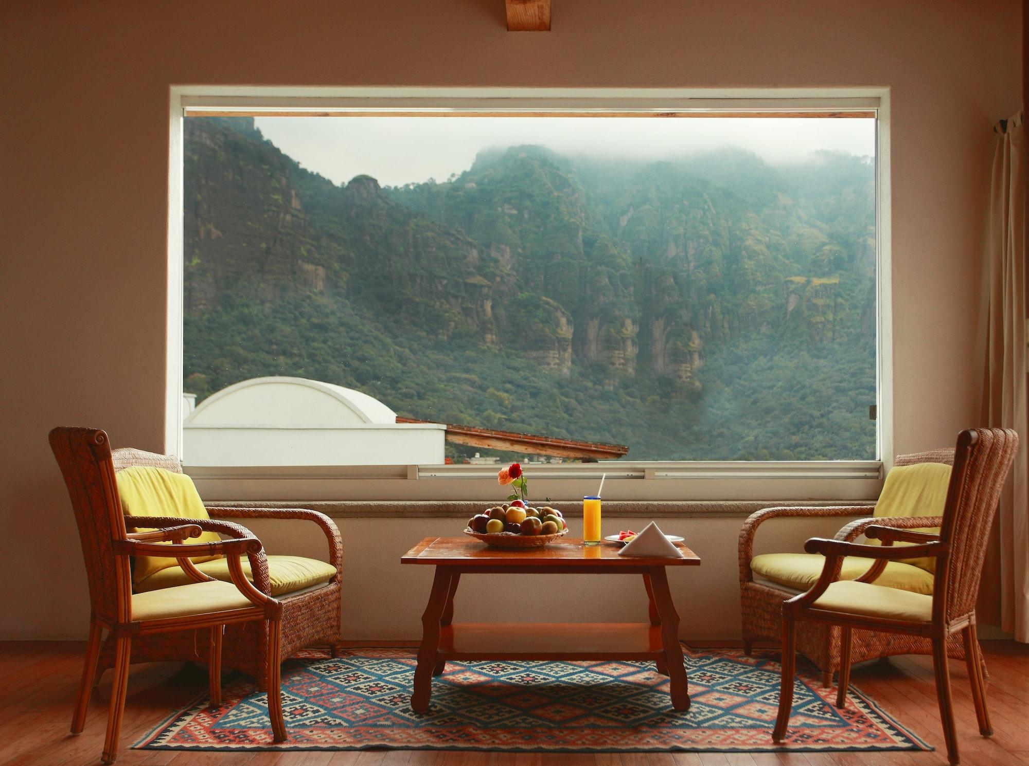 Posada Del Tepozteco - Hotel & Gallery Tepoztlán Buitenkant foto