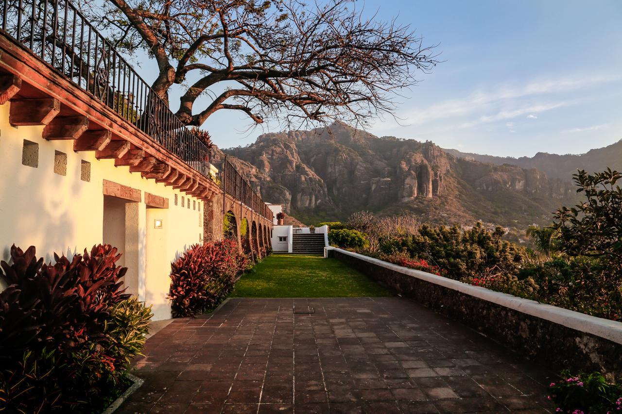 Posada Del Tepozteco - Hotel & Gallery Tepoztlán Buitenkant foto